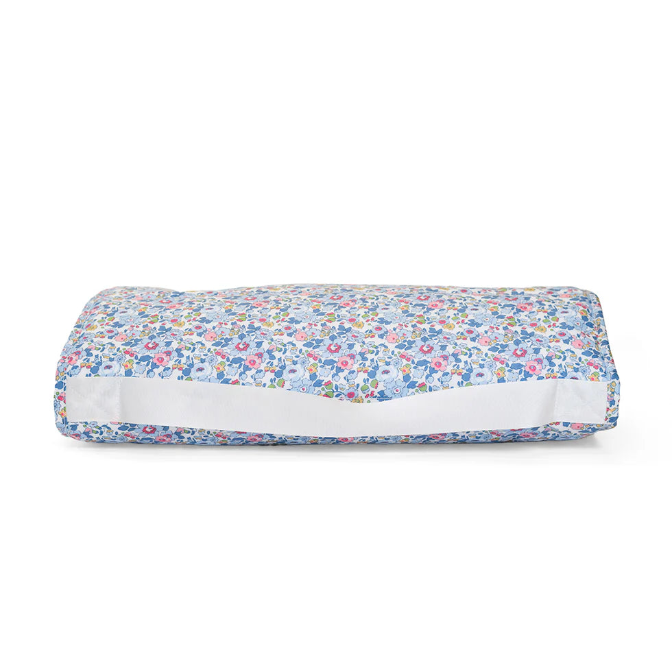 TRVL Design Nap Mat - Rest Up!